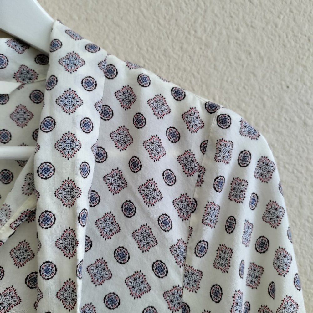 H&M Patterned Blouse with Ties Size 2 - Picture 5 of 16